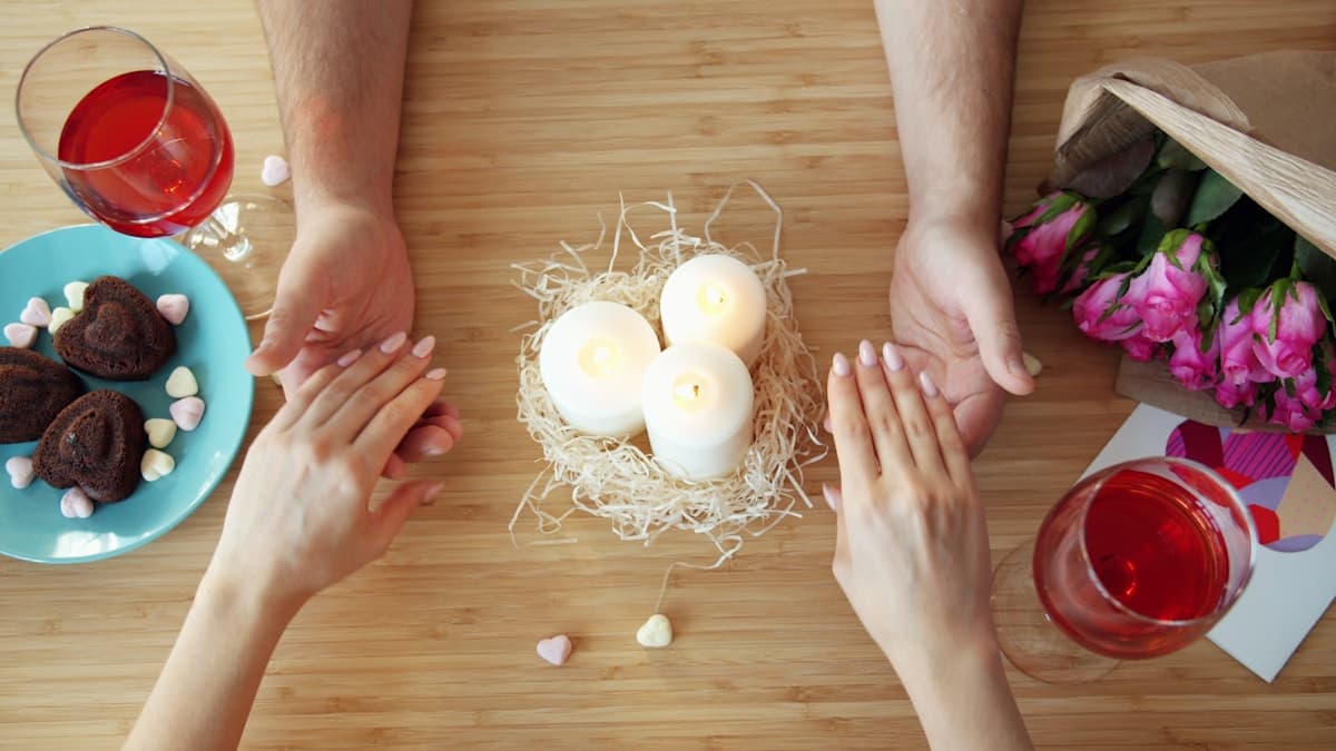 The Best Anniversary Gift Ideas Couples Actually Remember