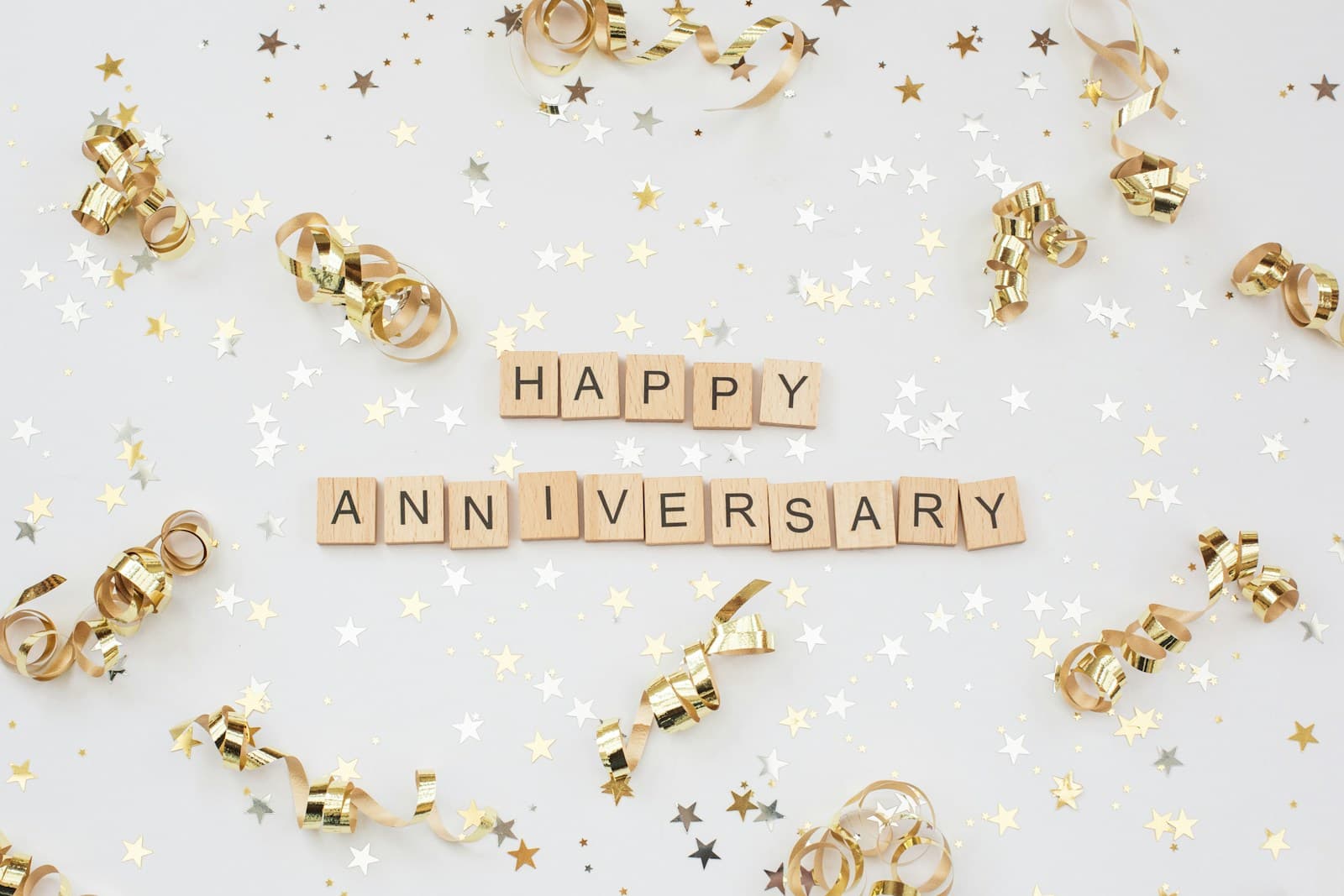 First Anniversary Gift Ideas That Get Used, Not Shelved